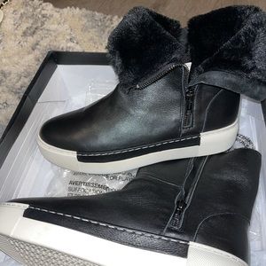 Leather Victory fur Jslide sneaker NEVER WORN